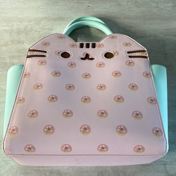 NEW Pusheen Loungefly Donut Purse and Wallet Set - Picture 8 of 16